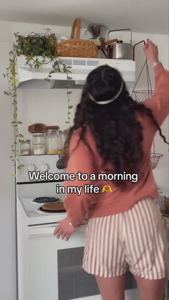 Load video: Clarifying Clay Mask